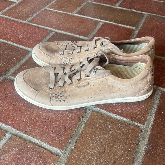Tan Leather Taos Freedom Sneaker 8 - Picture 6 of 8